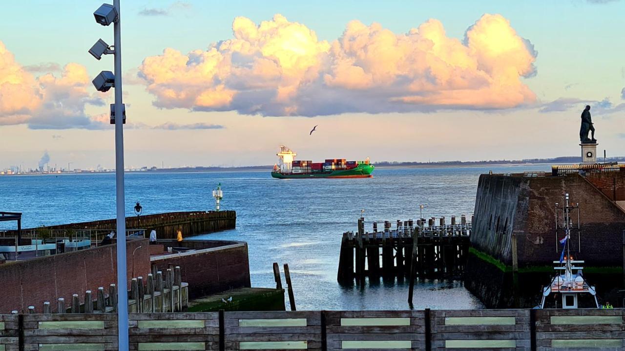 Rijksmonument Havenzicht, Met Zeezicht, Ligging Direct Aan Zee En Centrum Vlissingen Exterior foto